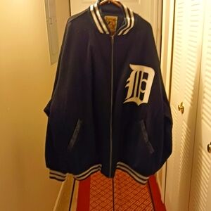 Cooperstown Detroit tigers varsity jacket
